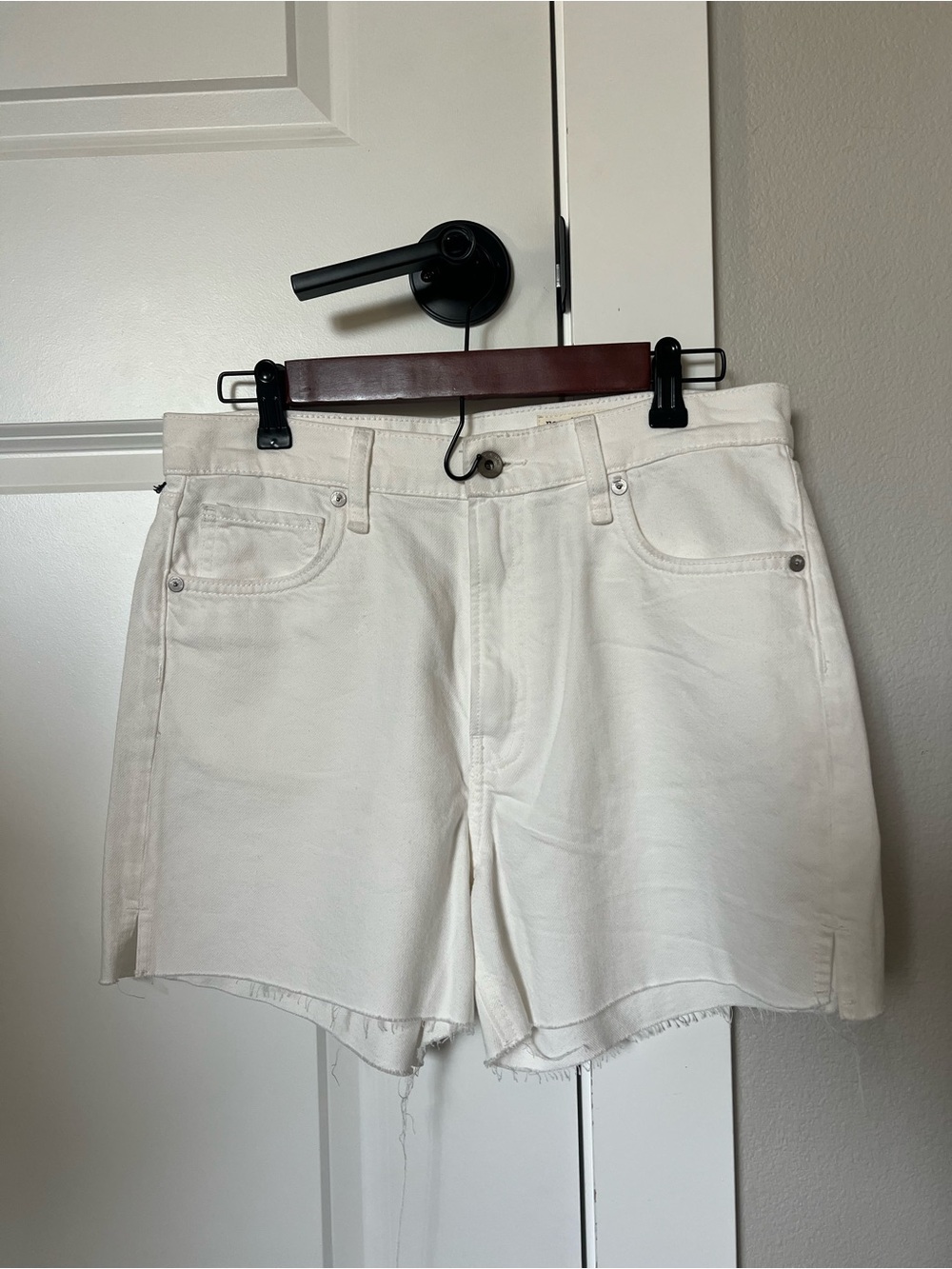 Rag & Bone Retro Cut-Off Shorts White Size 27